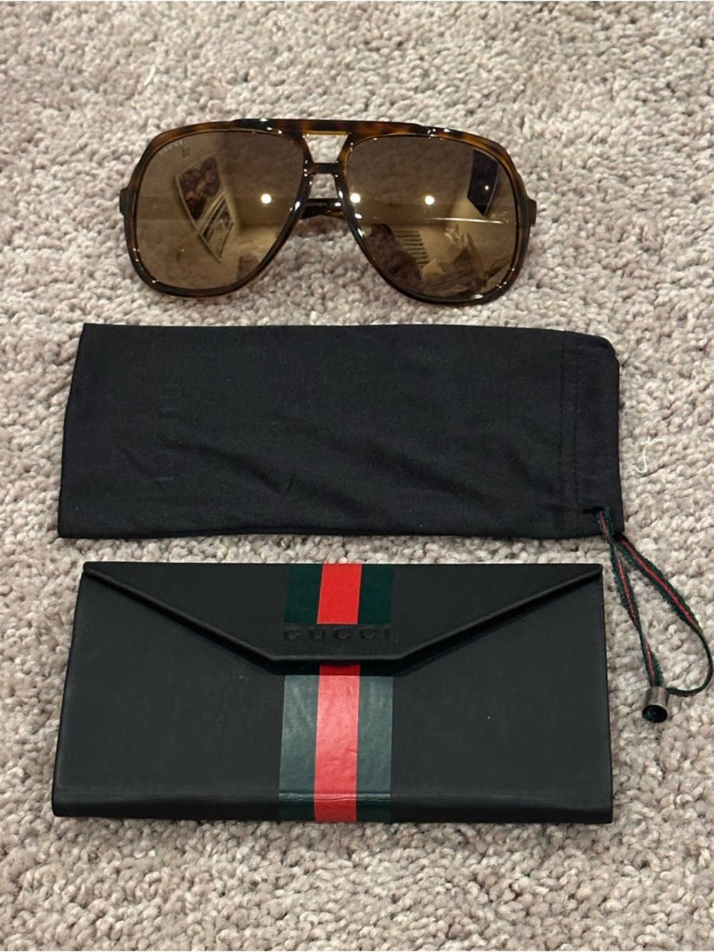 LIMITED AND RARE Gucci Tortoiseshell Aviator Sunglasses - Style 1622S